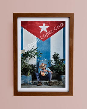 Please refer to the individual print's number. Mockup for reference only.